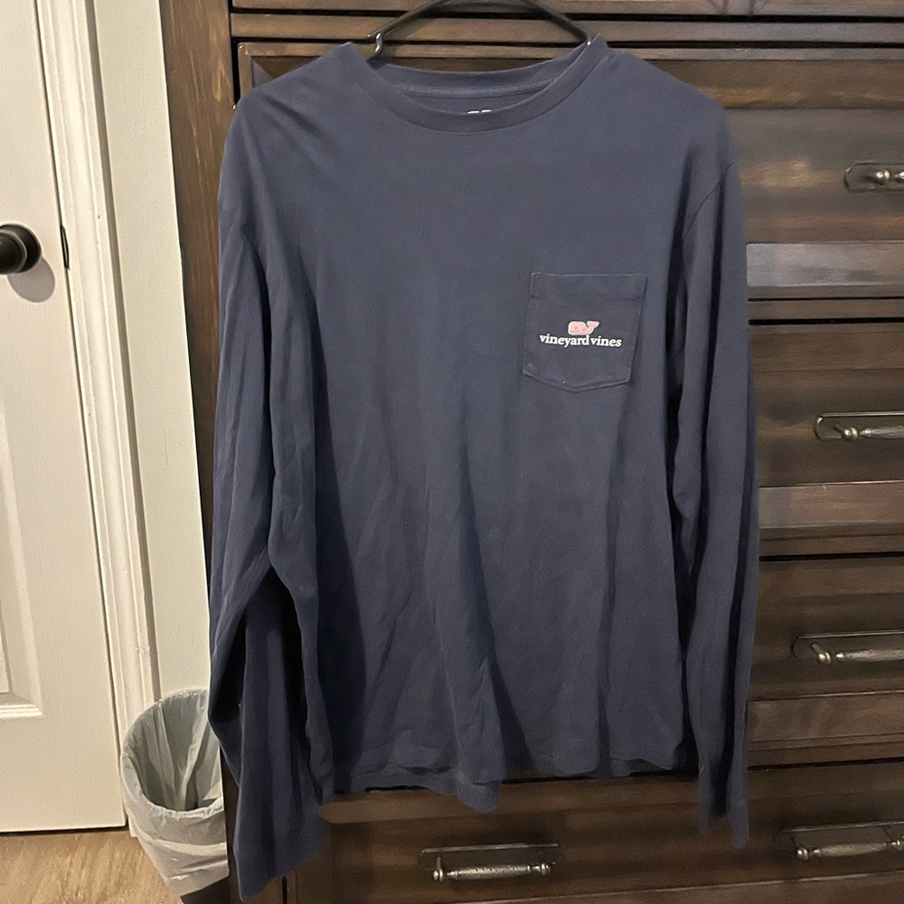 Vineyard Vines Long Sleeve tshirt